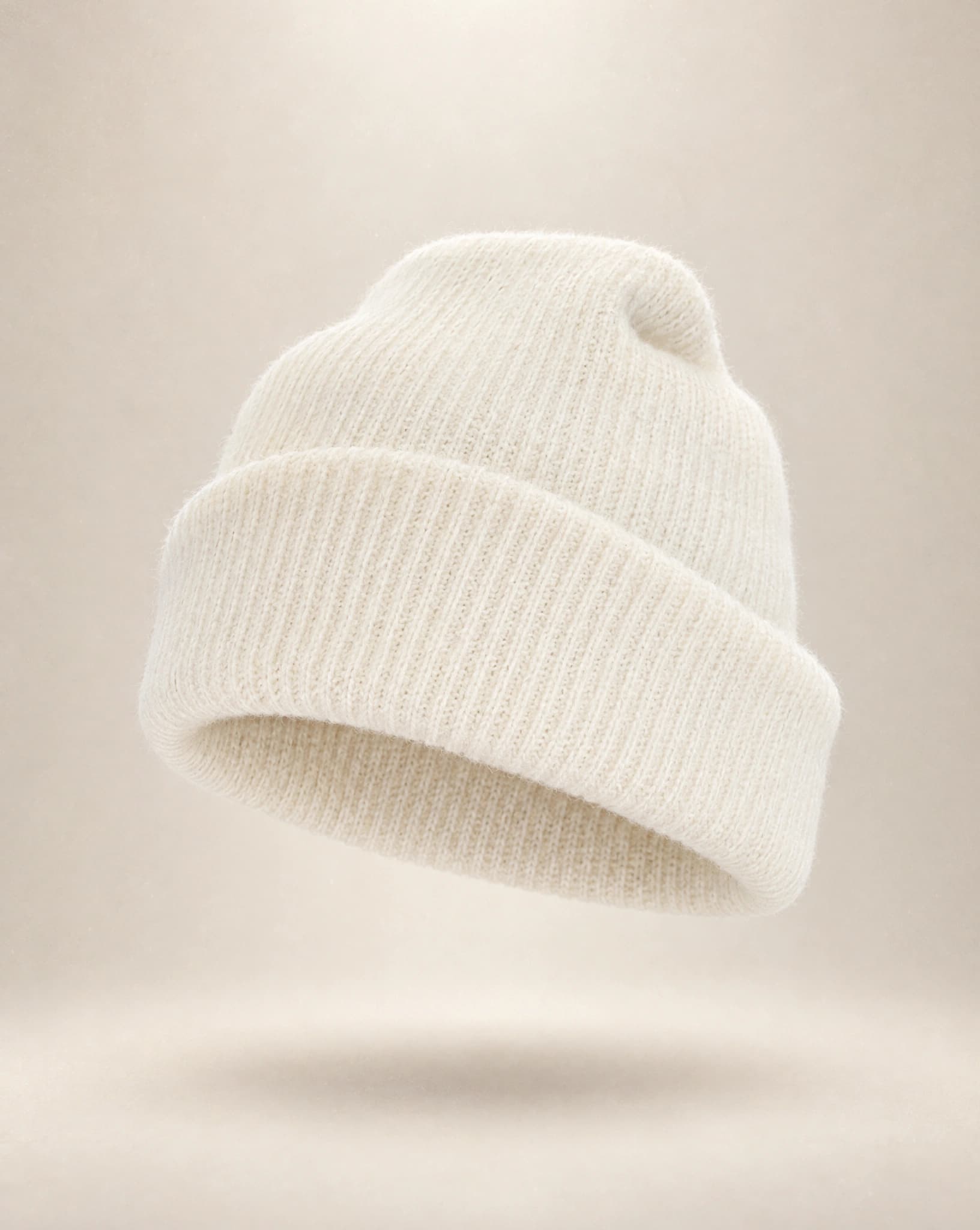 CZAPKA TYPU BEANIE Z KASZMIROWEJ PRZĘDZY W KEMOWYM  KOLORZE  3