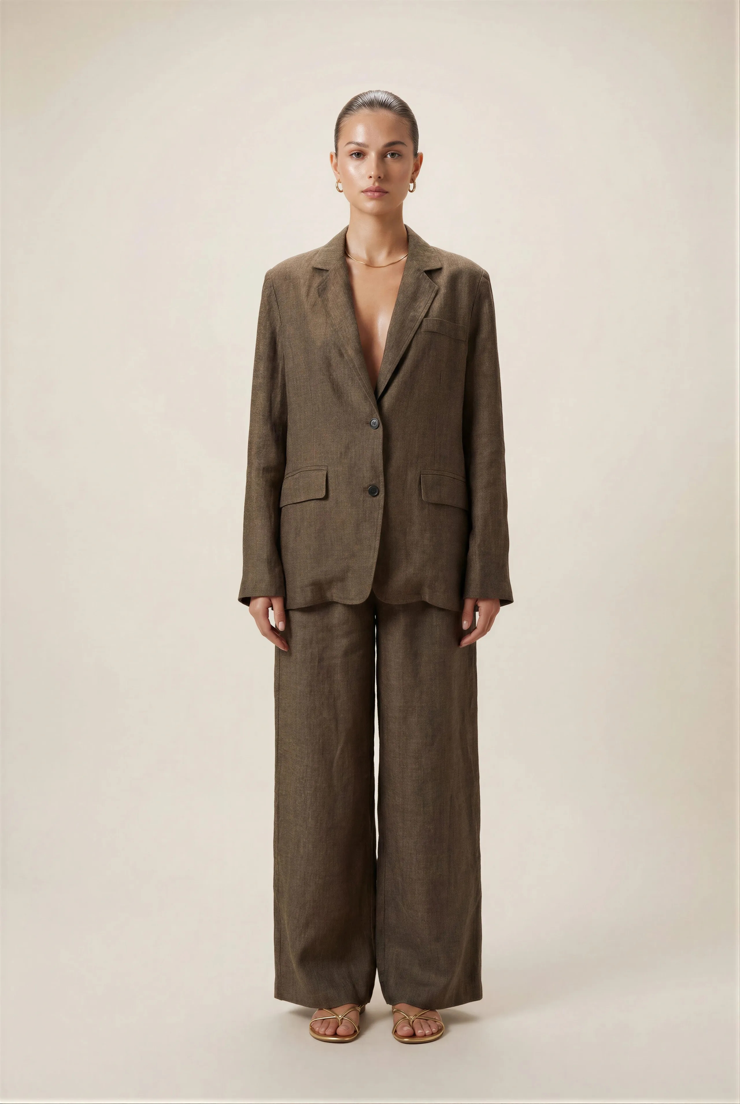 Garnitur lniany z marynarką i szerokimi spodniami w ciemnozielonym kolorze - Miss Leisure